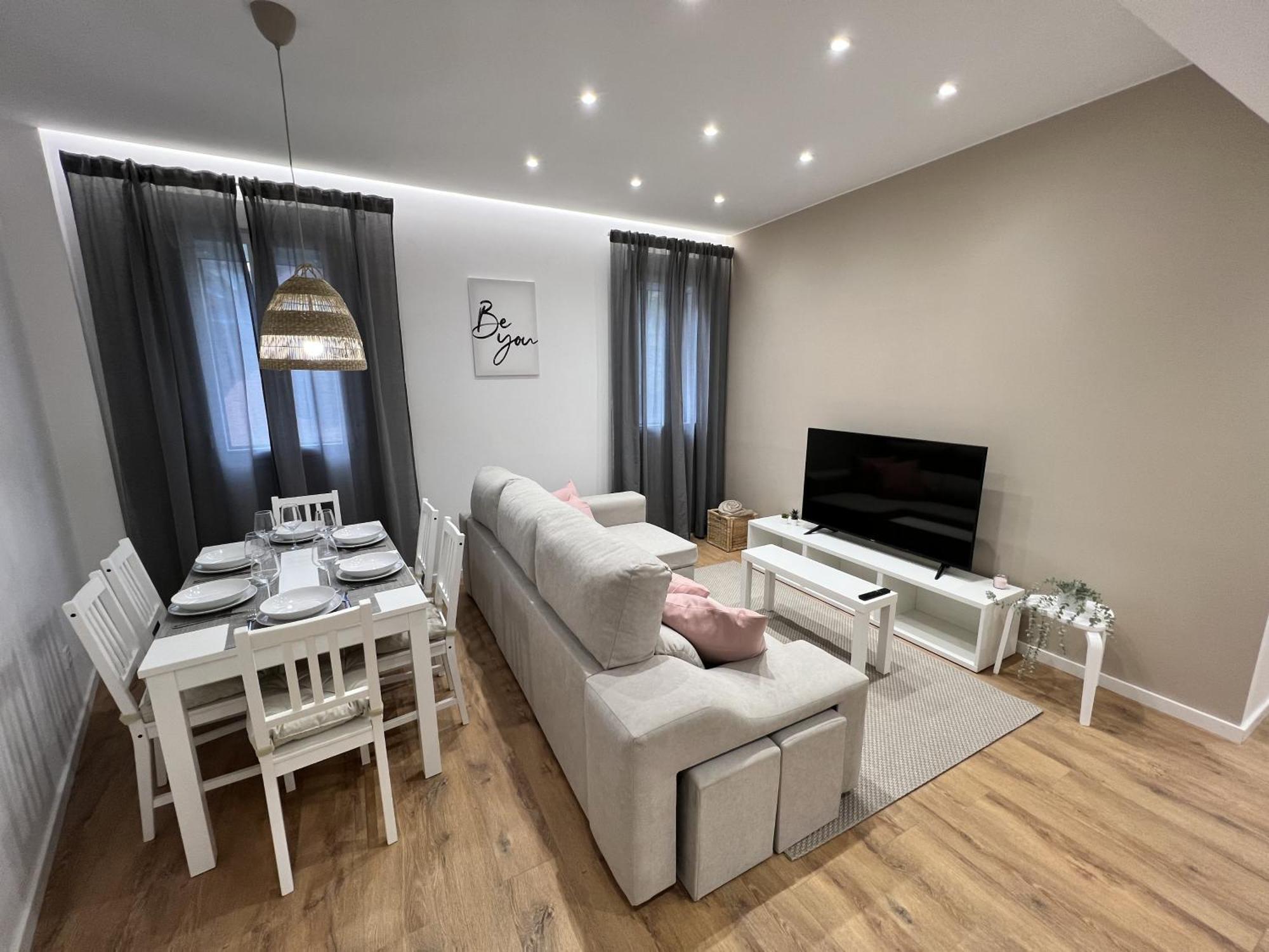 Apartamenticos Plaza Las Armas III Zaragoza Exteriér fotografie